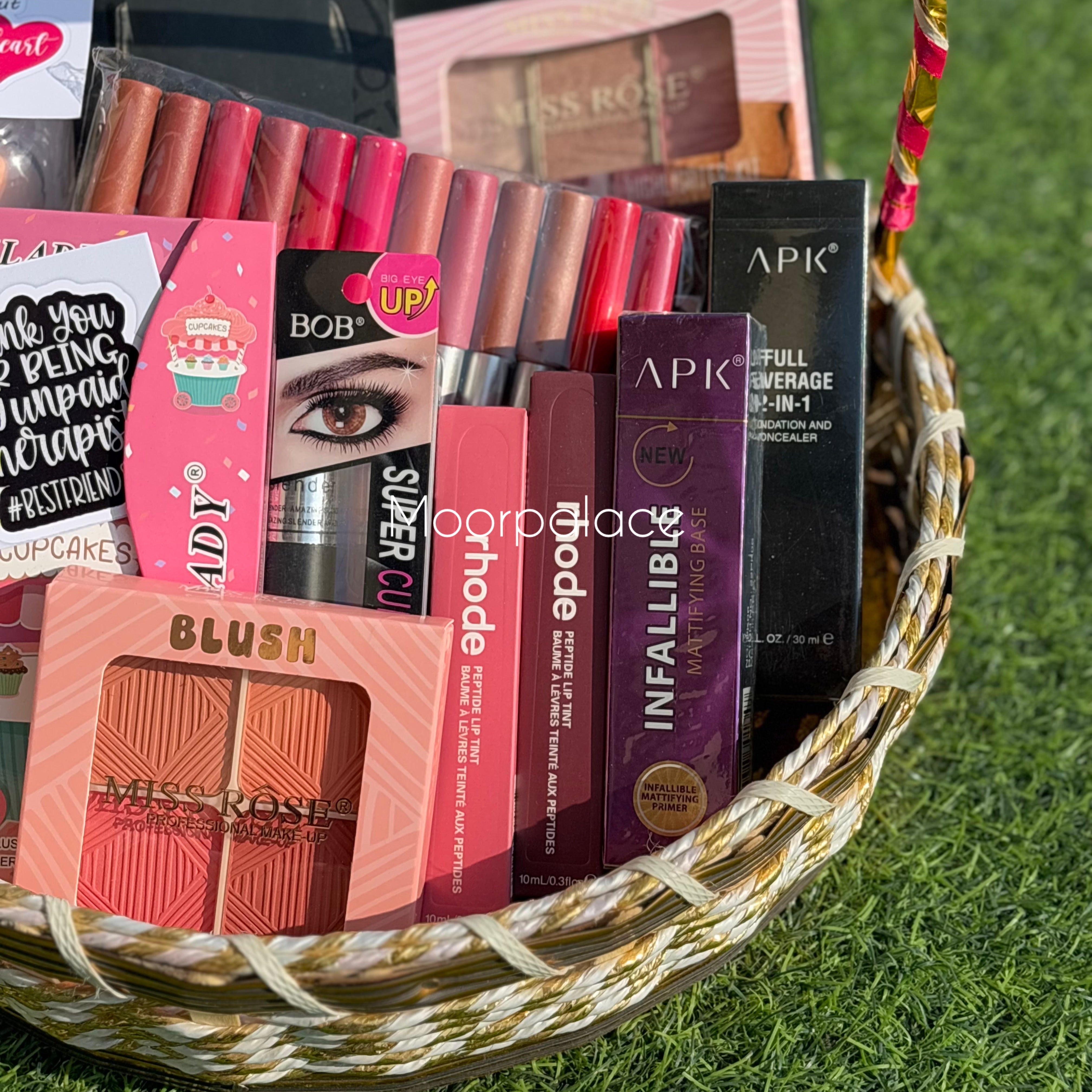 Glamour Basket