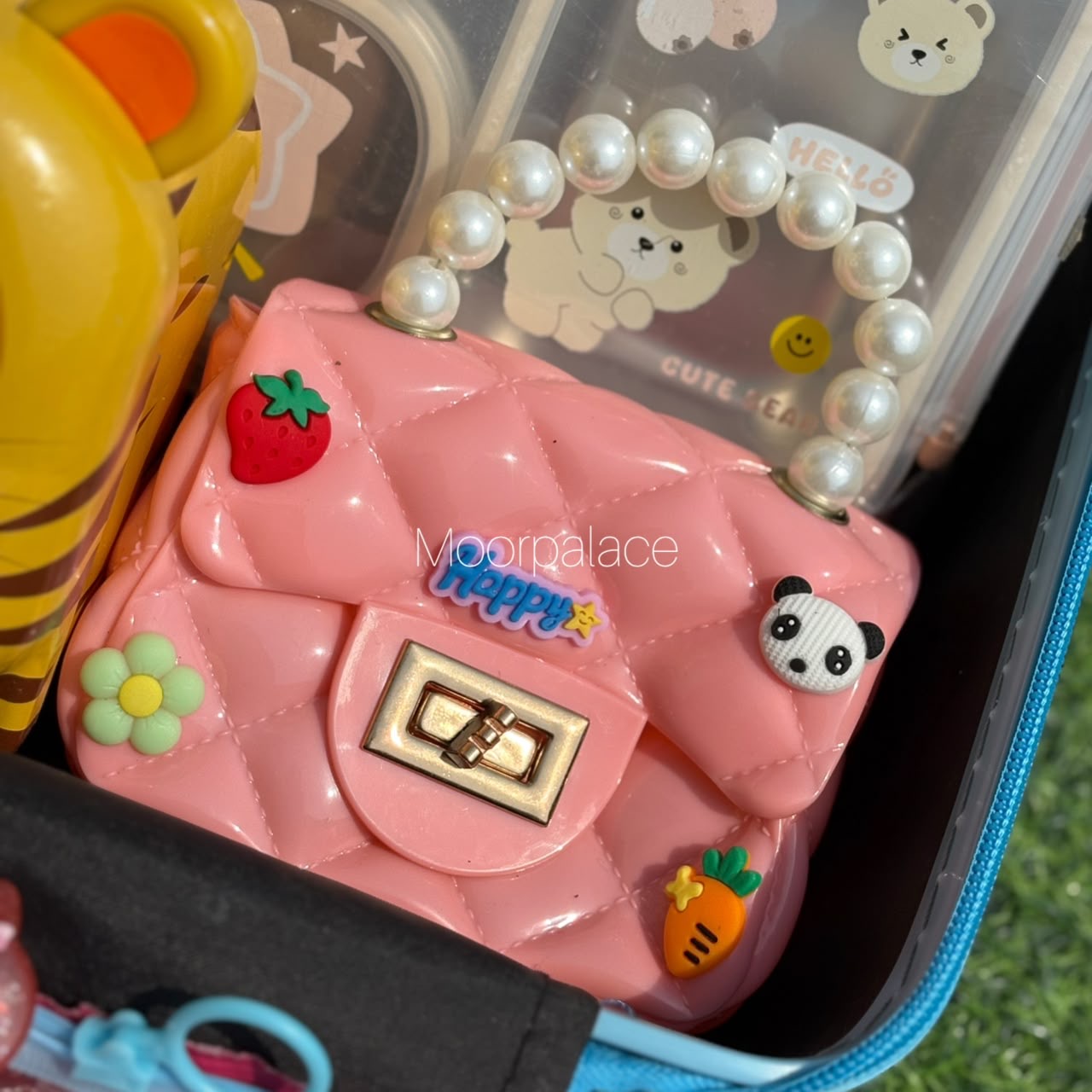 Lioness Suitcase