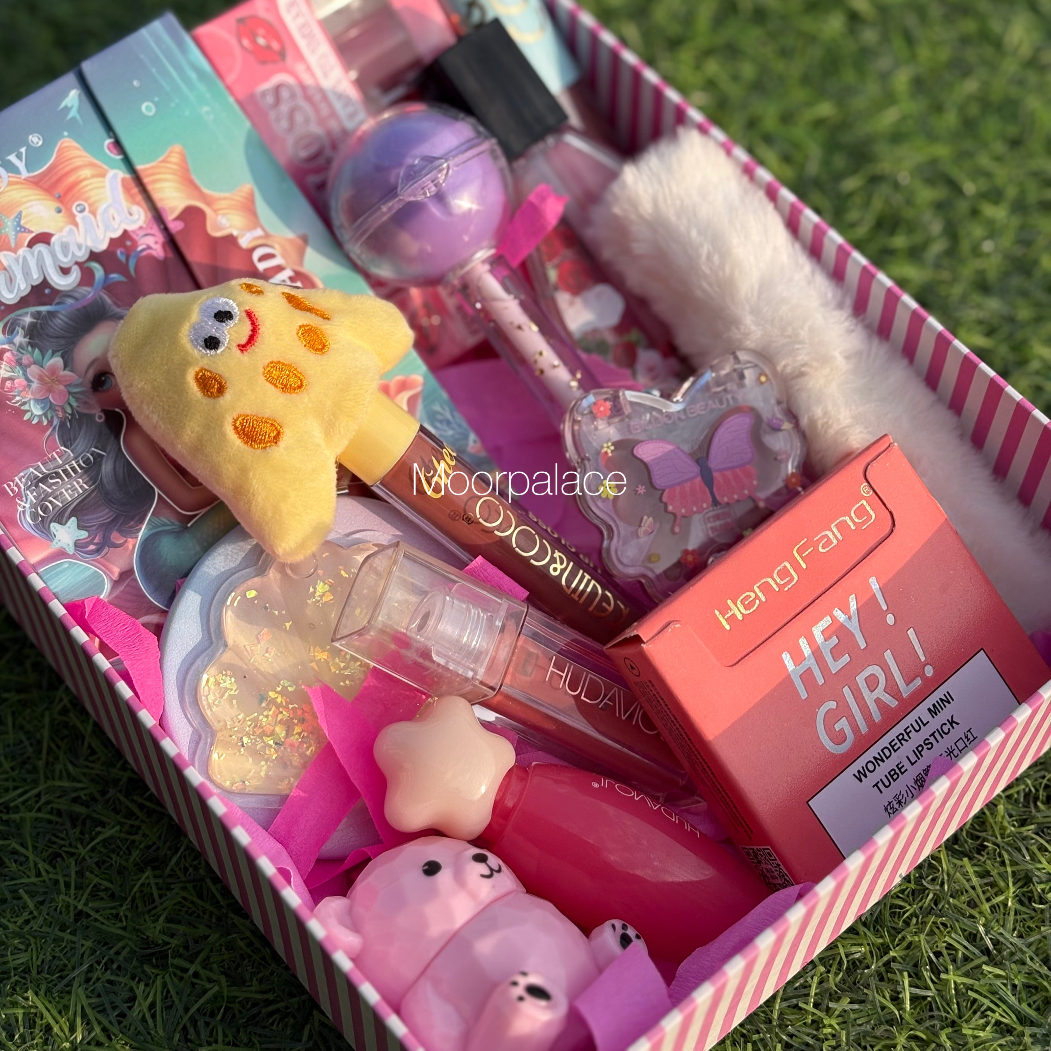 Girly Deal