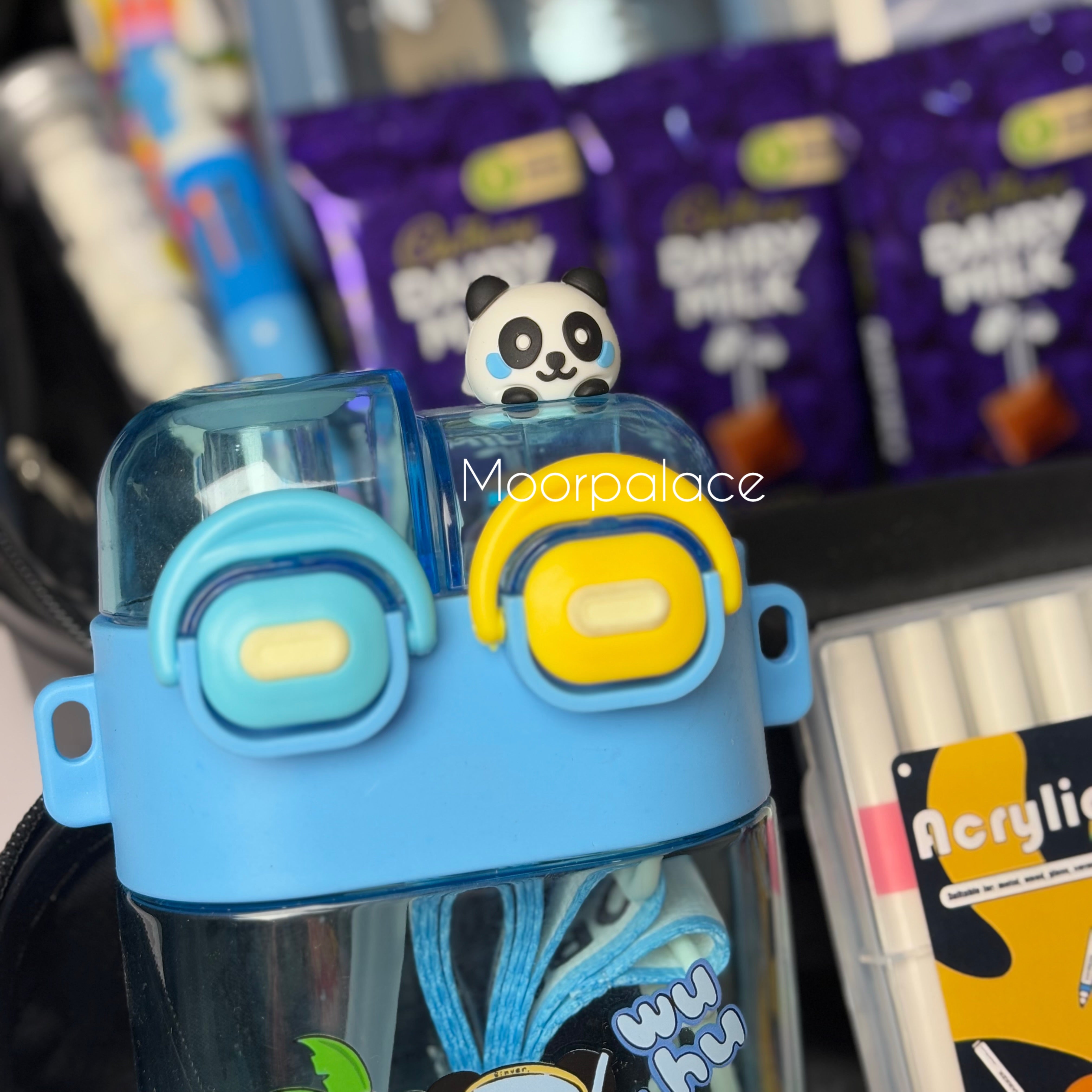 Bluish hamper
