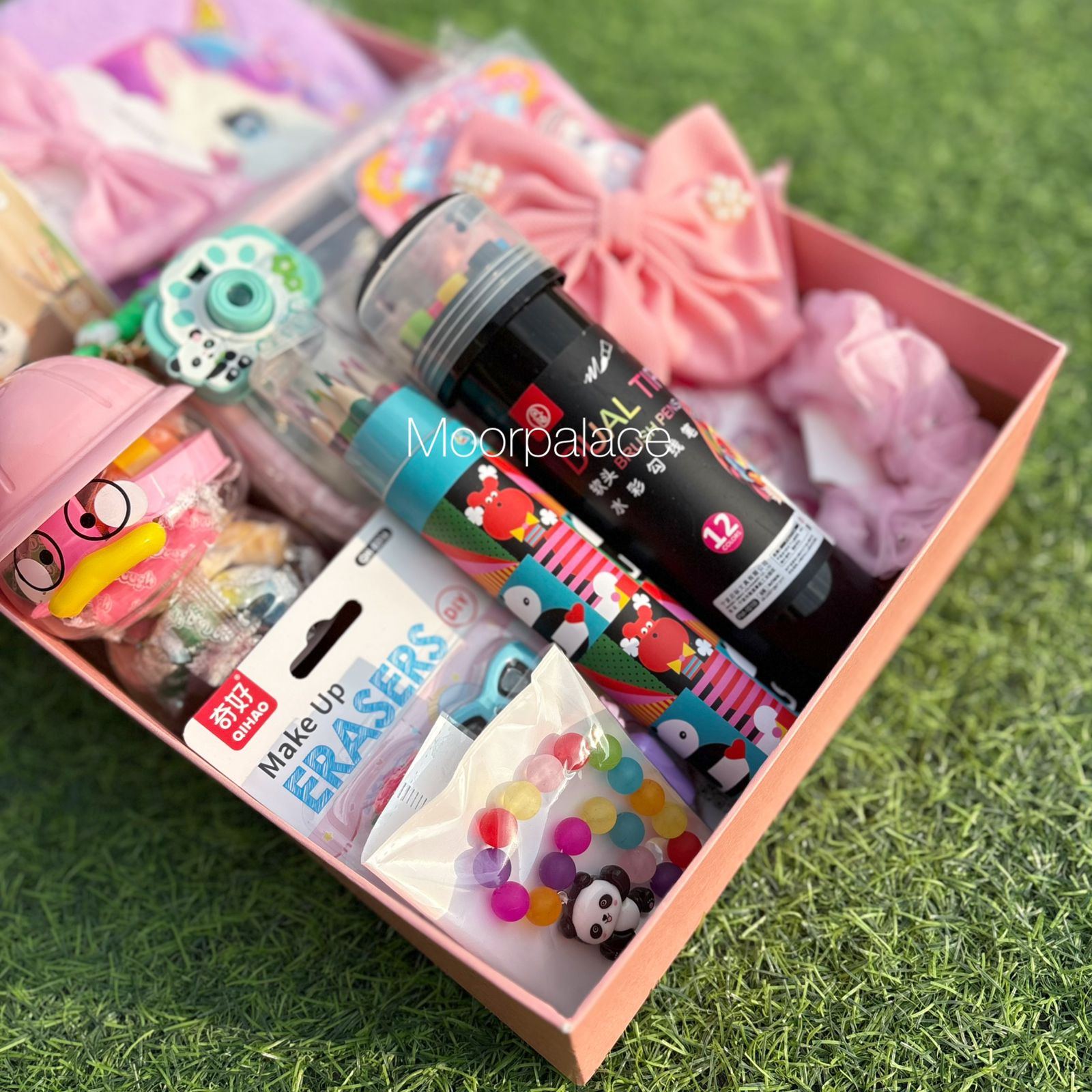 Stationary Hamper