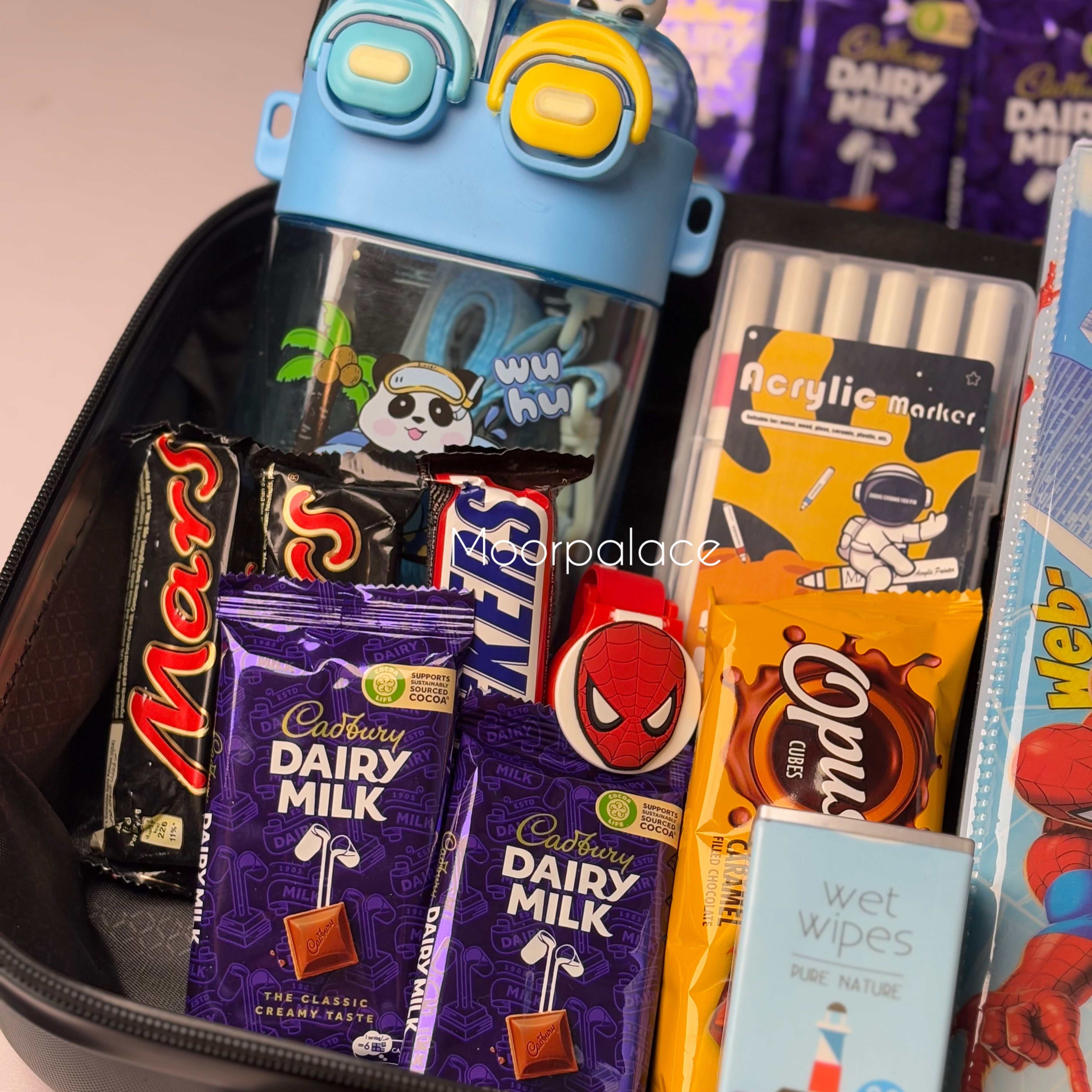 Bluish hamper