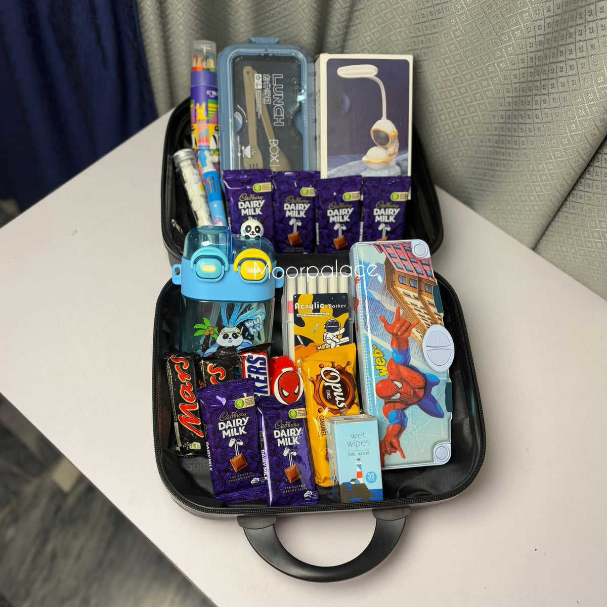 Bluish hamper