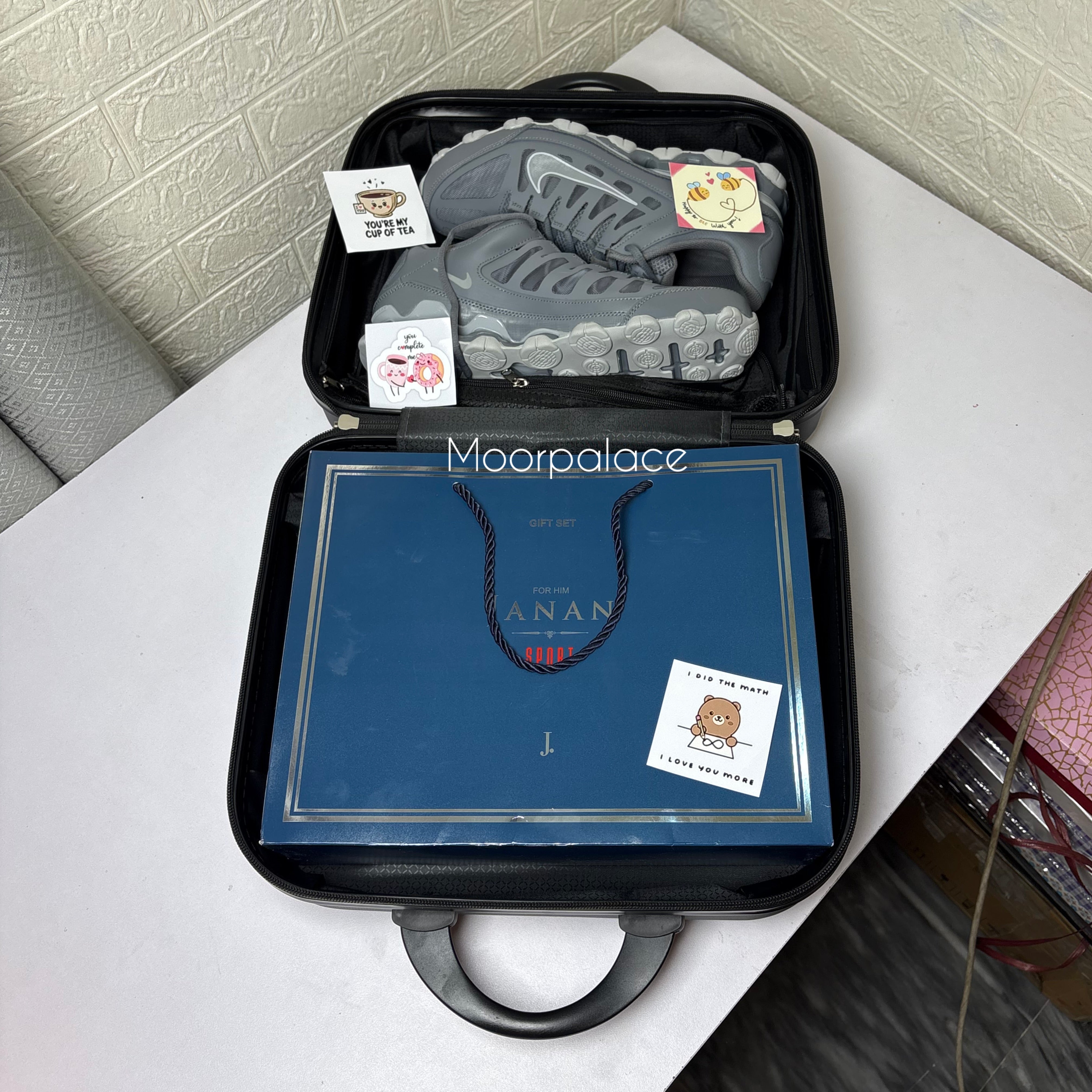 Men Luxury Suitcase