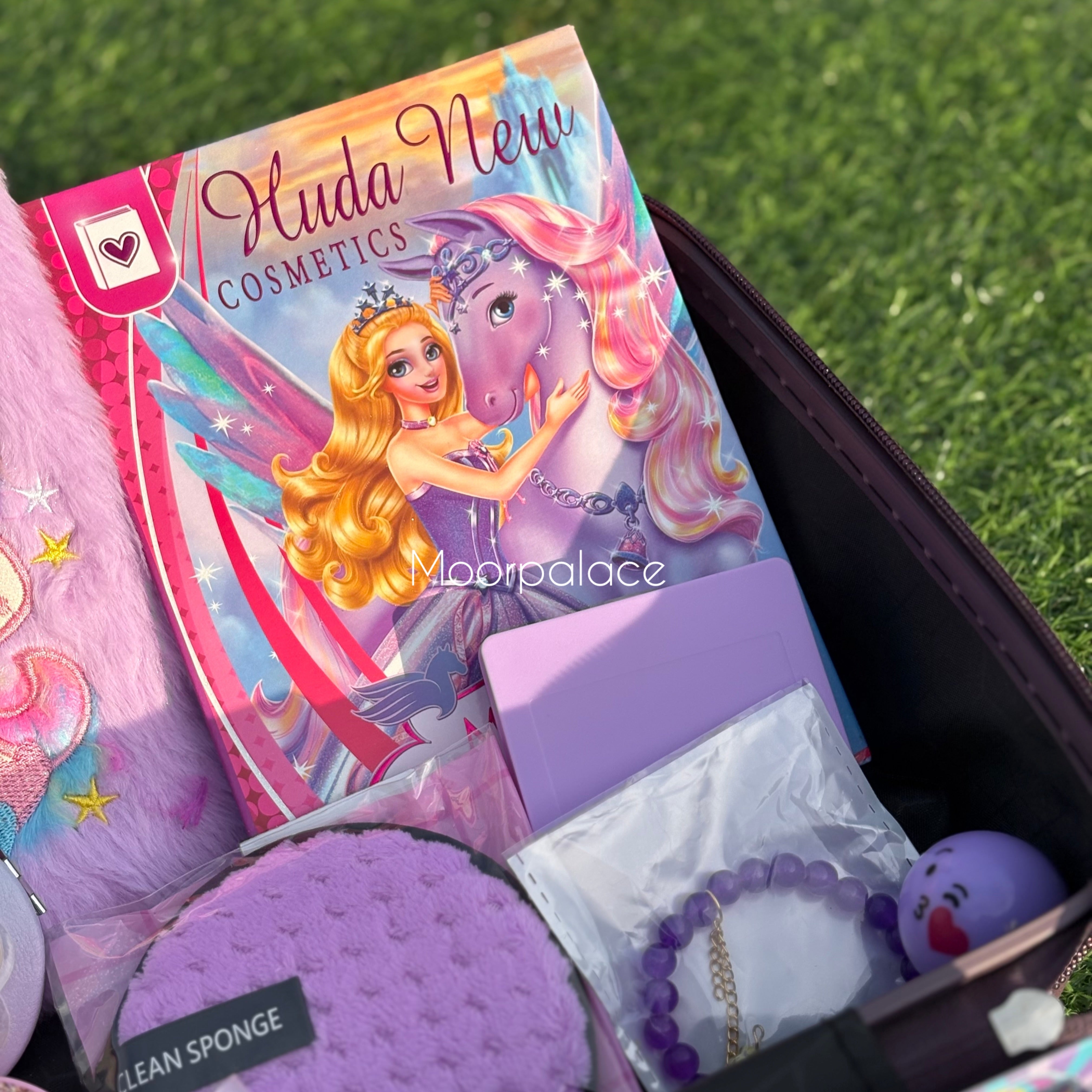 Queen Suitcase Deal