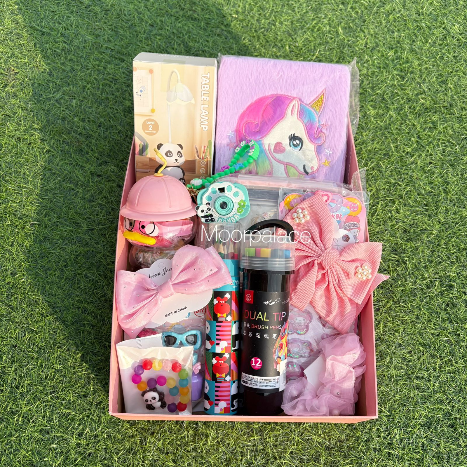Stationary Hamper