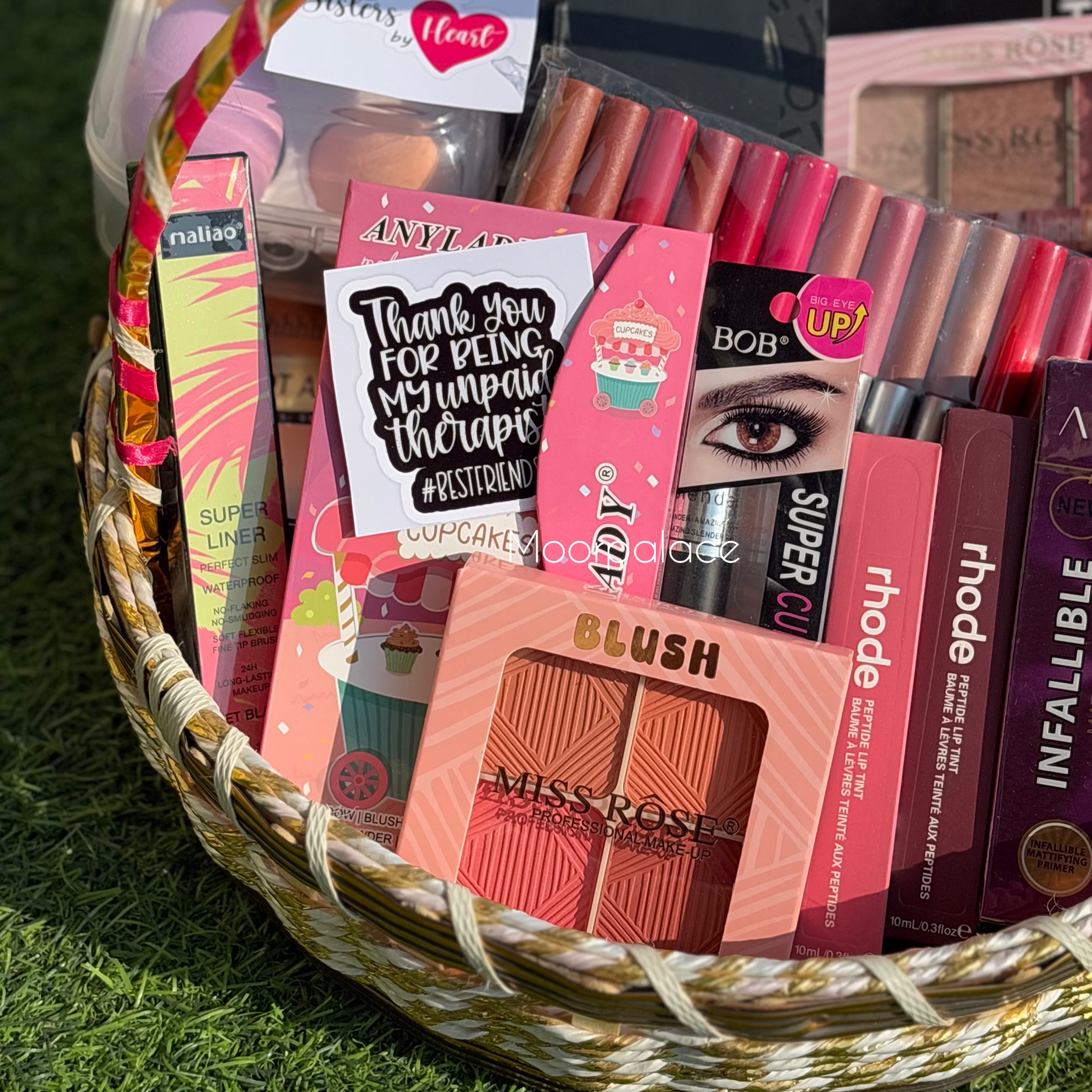 Glamour Basket