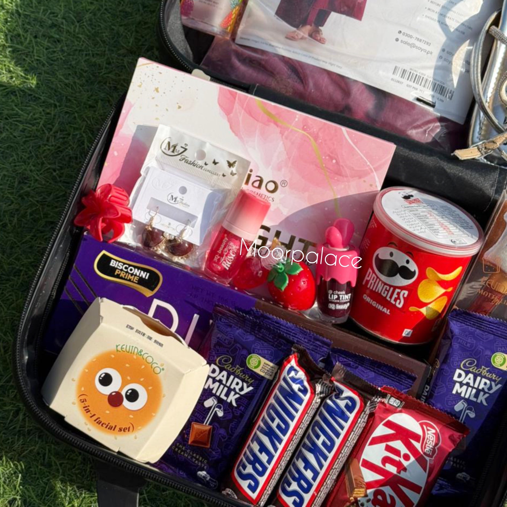 Fancy Suitcase Hamper