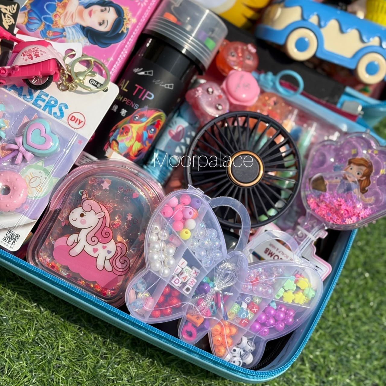 Lioness Suitcase