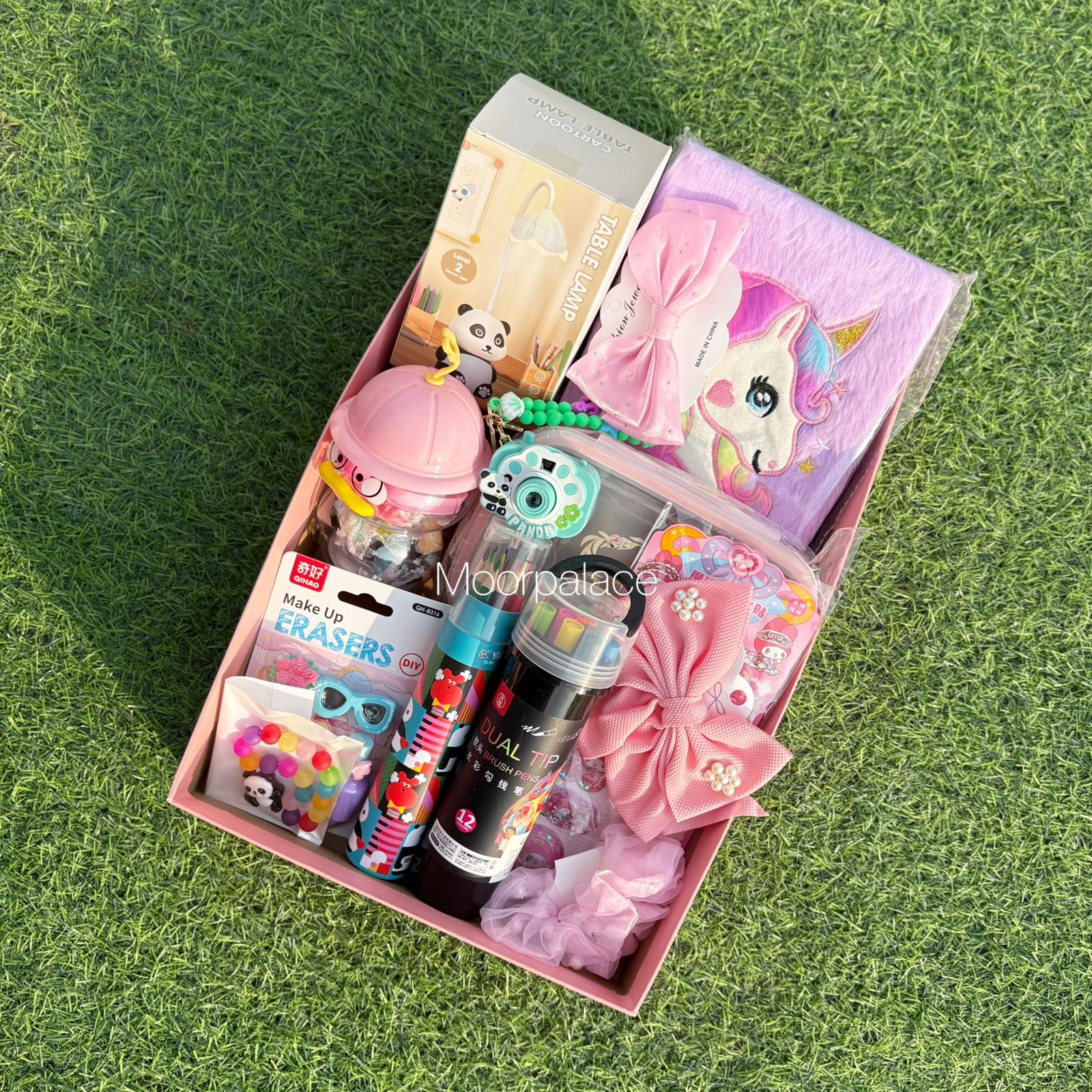 Stationary Hamper